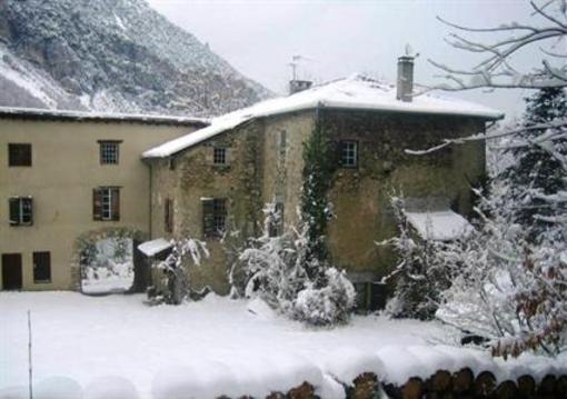 фото отеля Domaine Fournie Bed and Breakfast Tarascon-sur-Ariege