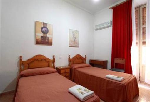 фото отеля Pension La Milagrosa Granada