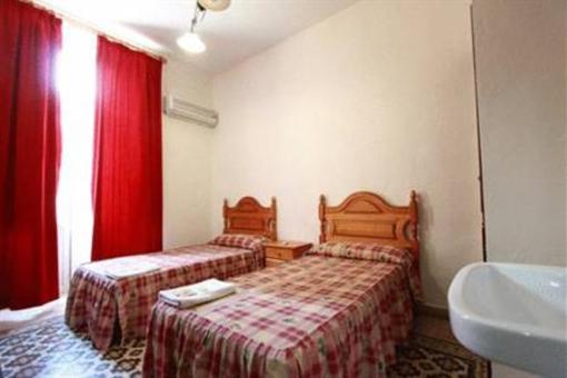 фото отеля Pension La Milagrosa Granada