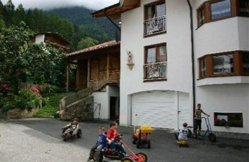 фото отеля Landhaus Raich