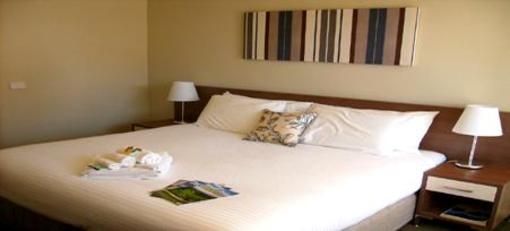 фото отеля BEST WESTERN Drouin Motor Inn