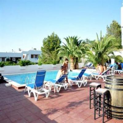 фото отеля Ibiza Sunset Point Sports Resort Accommodation