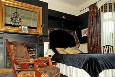 фото отеля Dunsandles Guesthouse