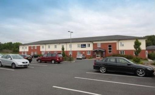 фото отеля Travelodge Newcastle Gosforth