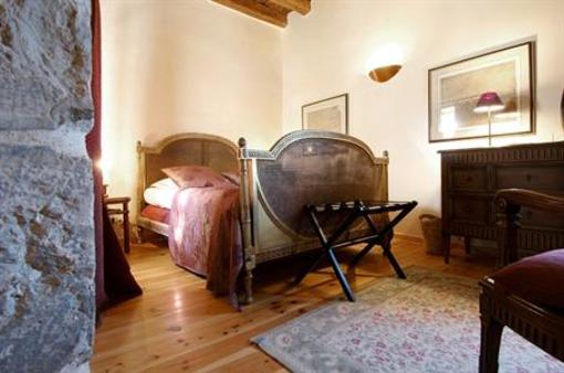 фото отеля Les Saint Peres Hotel Montagnole