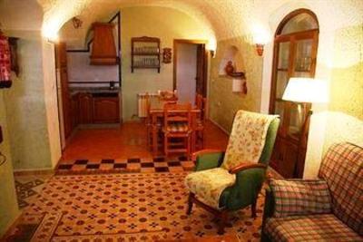 фото отеля Cuevas La Granja Benalua