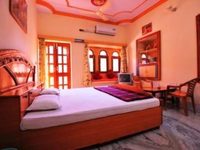 Hotel Roop Mahal