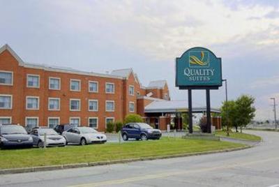 фото отеля Quality Suites Quebec City