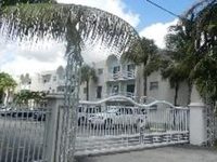 Mia Airport Villas