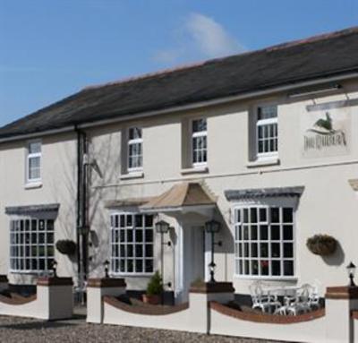 фото отеля Rose and Crown Country Pub & Hotel Saunderton