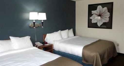 фото отеля AmericInn Spencer