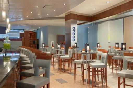 фото отеля Hilton Baltimore BWI Airport