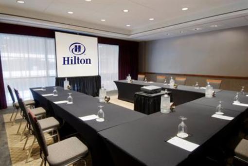 фото отеля Hilton Baltimore BWI Airport
