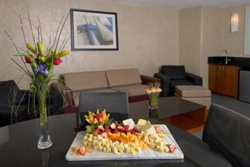фото отеля Hilton Baltimore BWI Airport