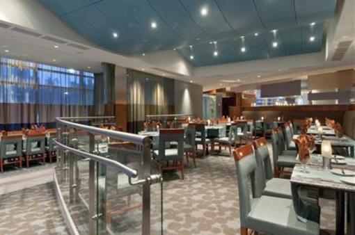 фото отеля Hilton Baltimore BWI Airport