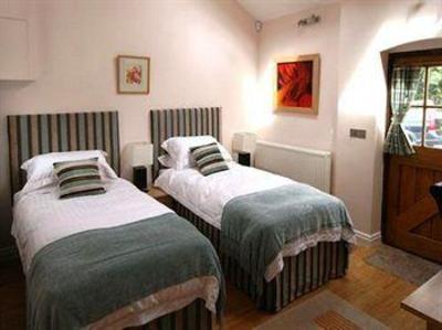 фото отеля Yew Tree House Bed and Breakfast