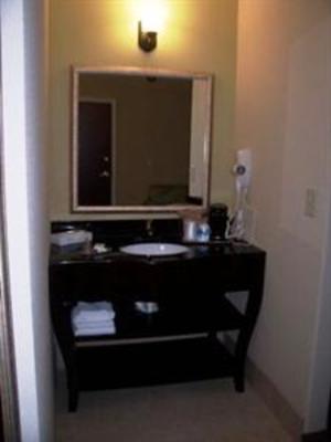 фото отеля Magnolia Inn & Suites Pooler
