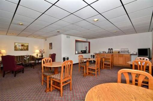 фото отеля Americas Best Value Inn Commerce (Georgia)