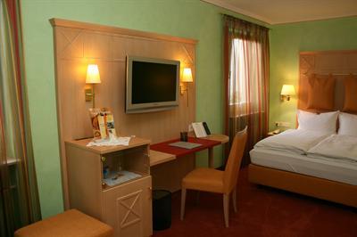 фото отеля Ringhotel Winzerhof