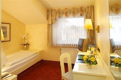 фото отеля Ringhotel Winzerhof