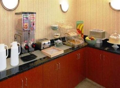 фото отеля Quality Inn Battleboro