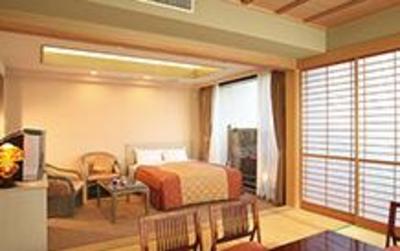 фото отеля Apa Hotel Yokohama Tsurumi