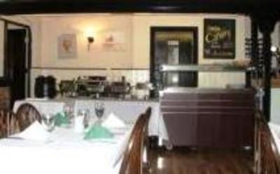 фото отеля The Tudor Hotel & Restaurant