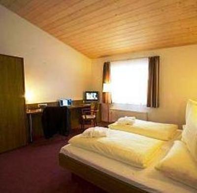 фото отеля Hotel Gutshof Herborn