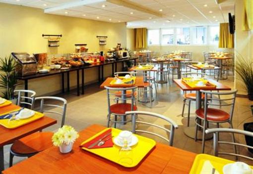 фото отеля Sejours & Affaires Paris Nanterre Hotel