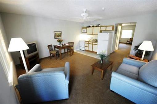 фото отеля Affordable Suites Fredericksburg Hotel