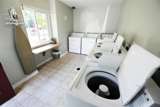 фото отеля Affordable Suites Fredericksburg Hotel