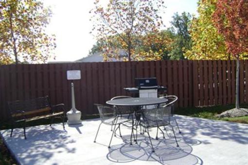 фото отеля Affordable Suites Fredericksburg Hotel