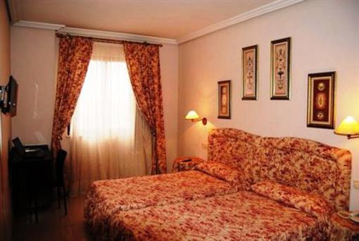 фото отеля Hotel Cristina Enea Valdeganga