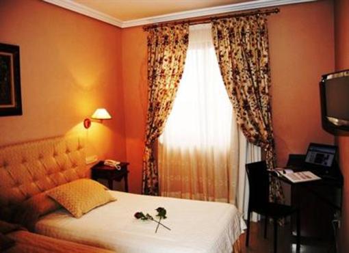 фото отеля Hotel Cristina Enea Valdeganga