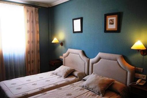 фото отеля Hotel Cristina Enea Valdeganga