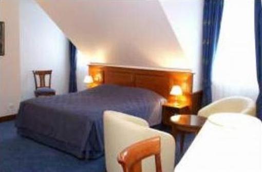 фото отеля Coq Hotel Montreuil-sur-Mer