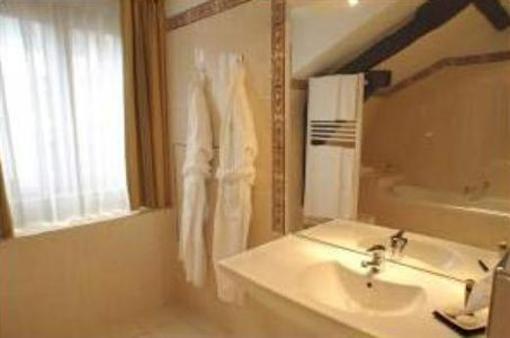 фото отеля Coq Hotel Montreuil-sur-Mer