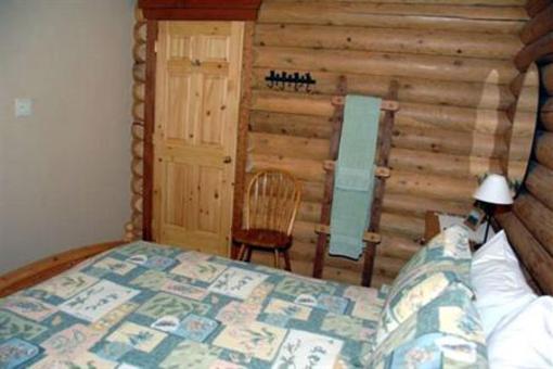 фото отеля Birch Meadows Lodge B&B