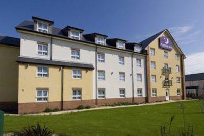 фото отеля Premier Inn Llanelli Central East