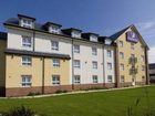 фото отеля Premier Inn Llanelli Central East