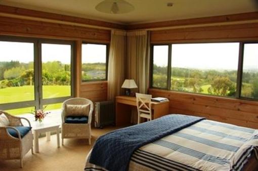 фото отеля Kaimai Country Lodge