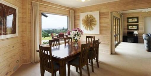 фото отеля Kaimai Country Lodge