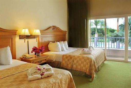 фото отеля Embassy Suites by Hilton Los Marlins Hotel & Golf Resort