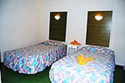 фото отеля Bungalows Los Tucanes Gay & Friends