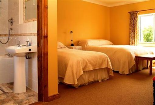 фото отеля Sharamore House B&B