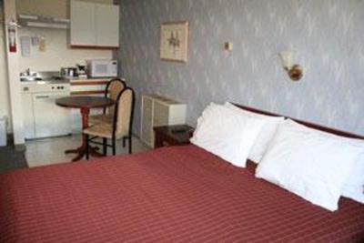 фото отеля Aspen Village Inn