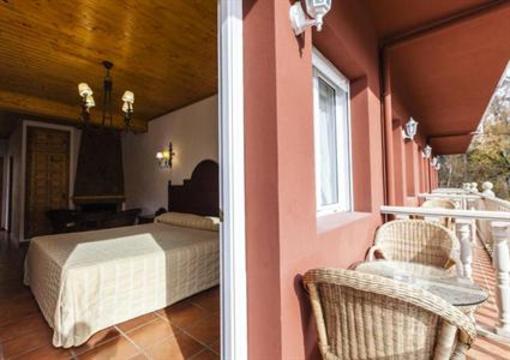 фото отеля Noguera De La Sierpe Hotel Santo Tome