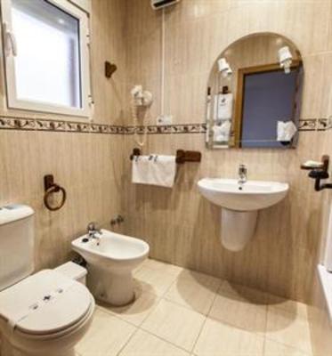фото отеля Noguera De La Sierpe Hotel Santo Tome