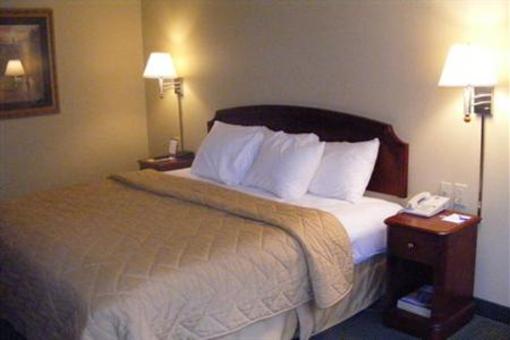 фото отеля Comfort Inn Merrimack