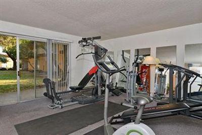 фото отеля Americas Best Value Inn & Suites Tukwila